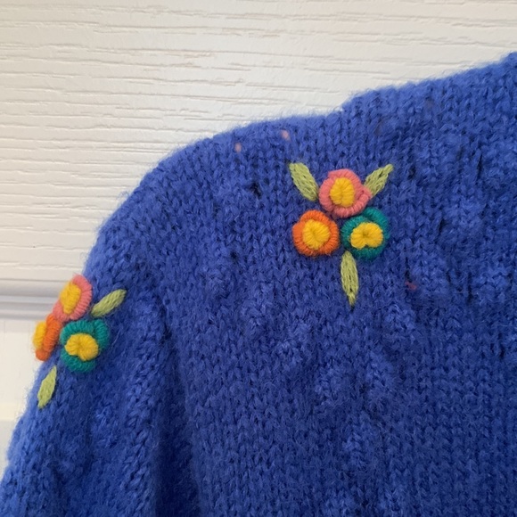 Vintage style crochet cardigan (size: S) - Picture 4 of 10